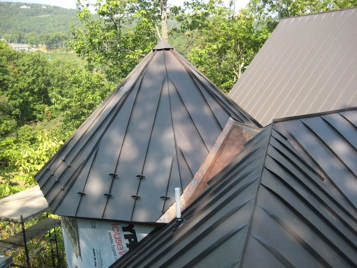 Professional Shingle Replacement & Repair by Craftsman Roofing in Lookout Mountain